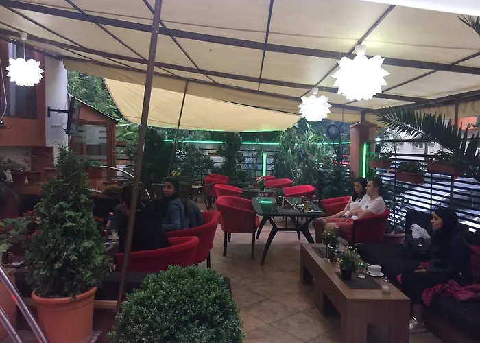 Отель Byblov Boutique